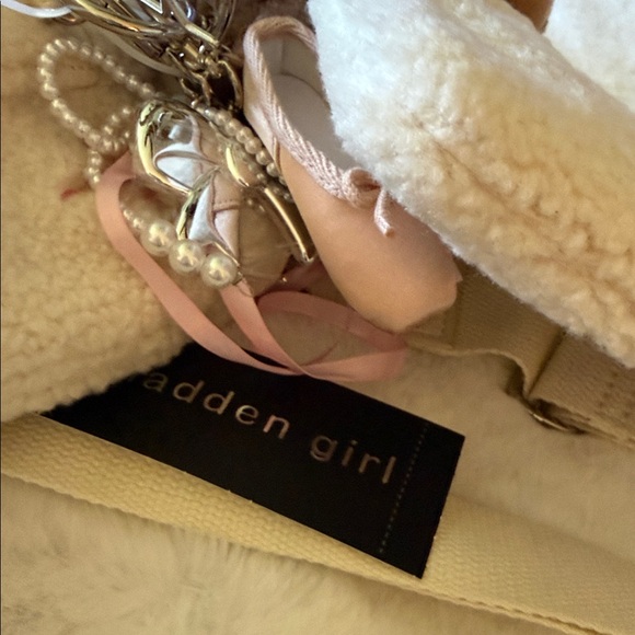 🎀🎀Madden Girl Pink Bow Mini Tote Bag with Charms 🎀🎀 - Picture 12 of 12